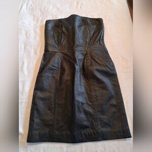 Newport News women's size 10 black leather dress, fully lined, Style G 3157 VGUC